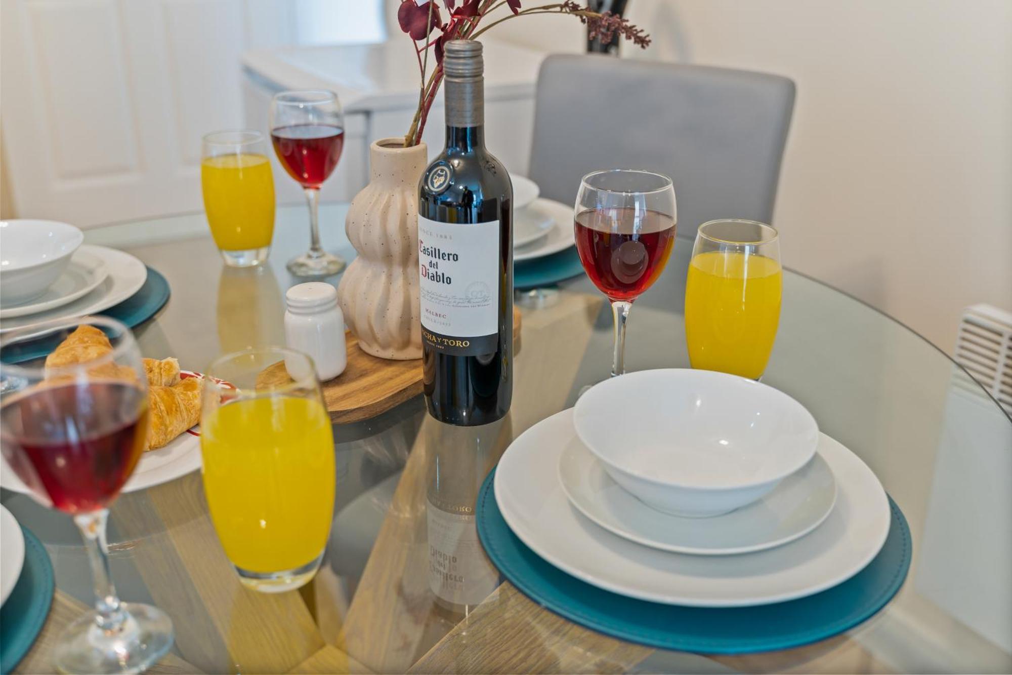 247 Serviced Accommodation In Telford 2 Bedroom Apartment Exterior foto