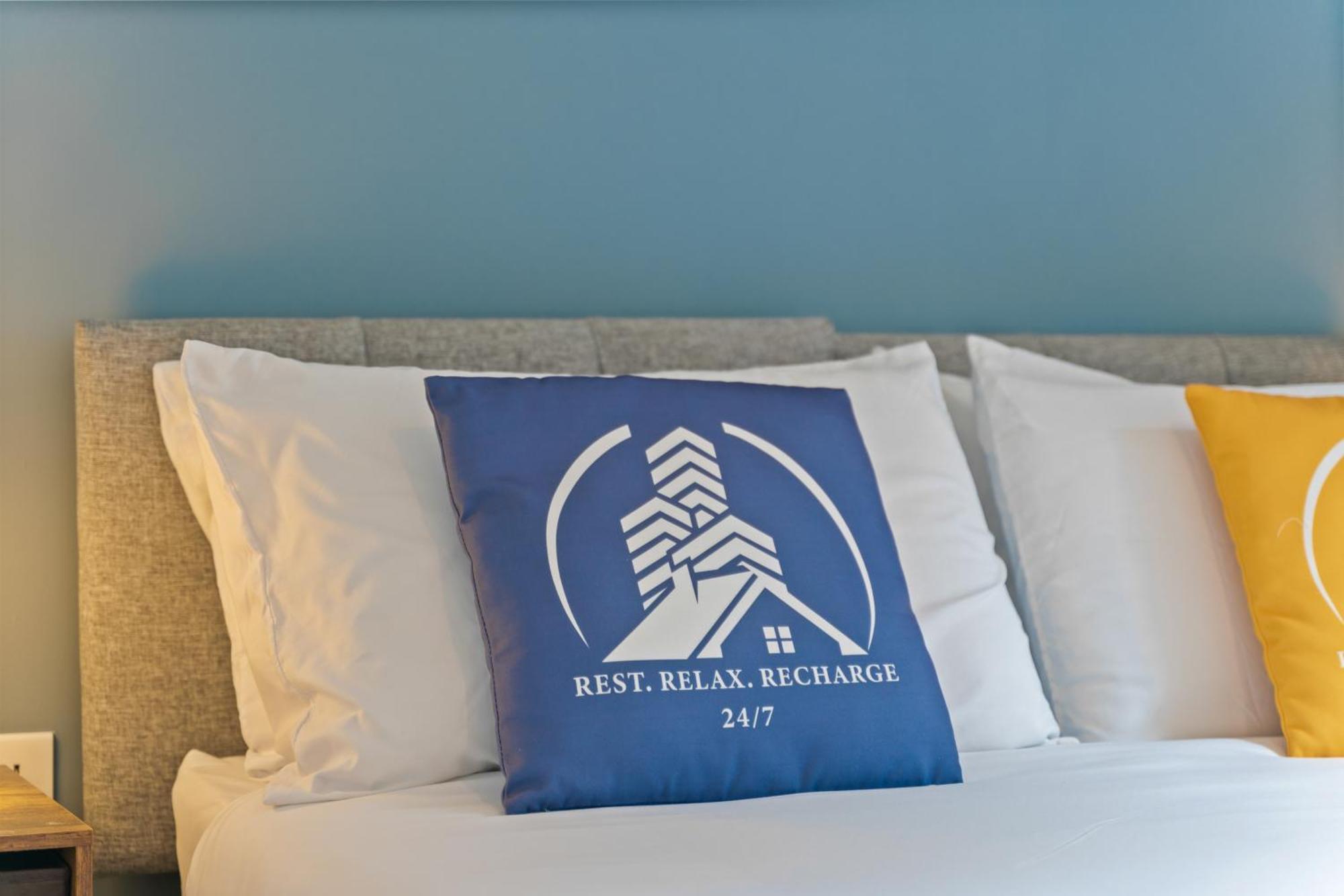 247 Serviced Accommodation In Telford 2 Bedroom Apartment Exterior foto