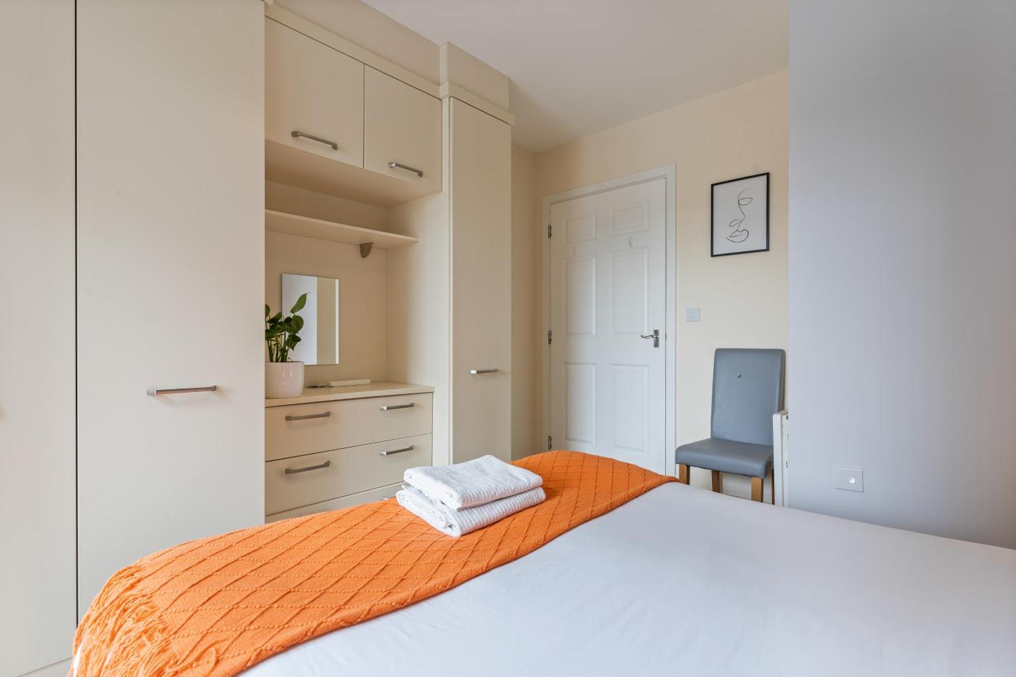 247 Serviced Accommodation In Telford 2 Bedroom Apartment Exterior foto
