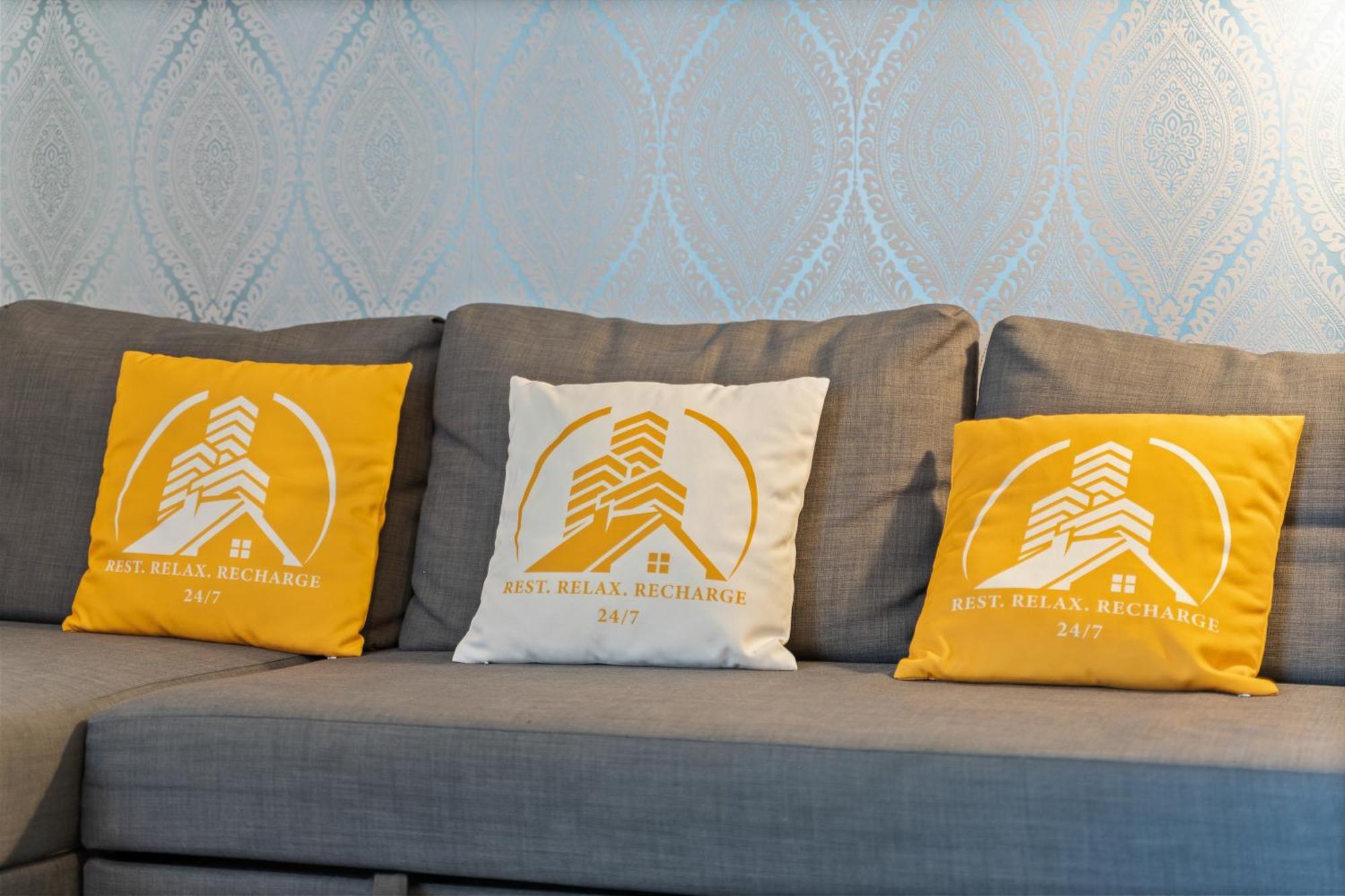 247 Serviced Accommodation In Telford 2 Bedroom Apartment Exterior foto