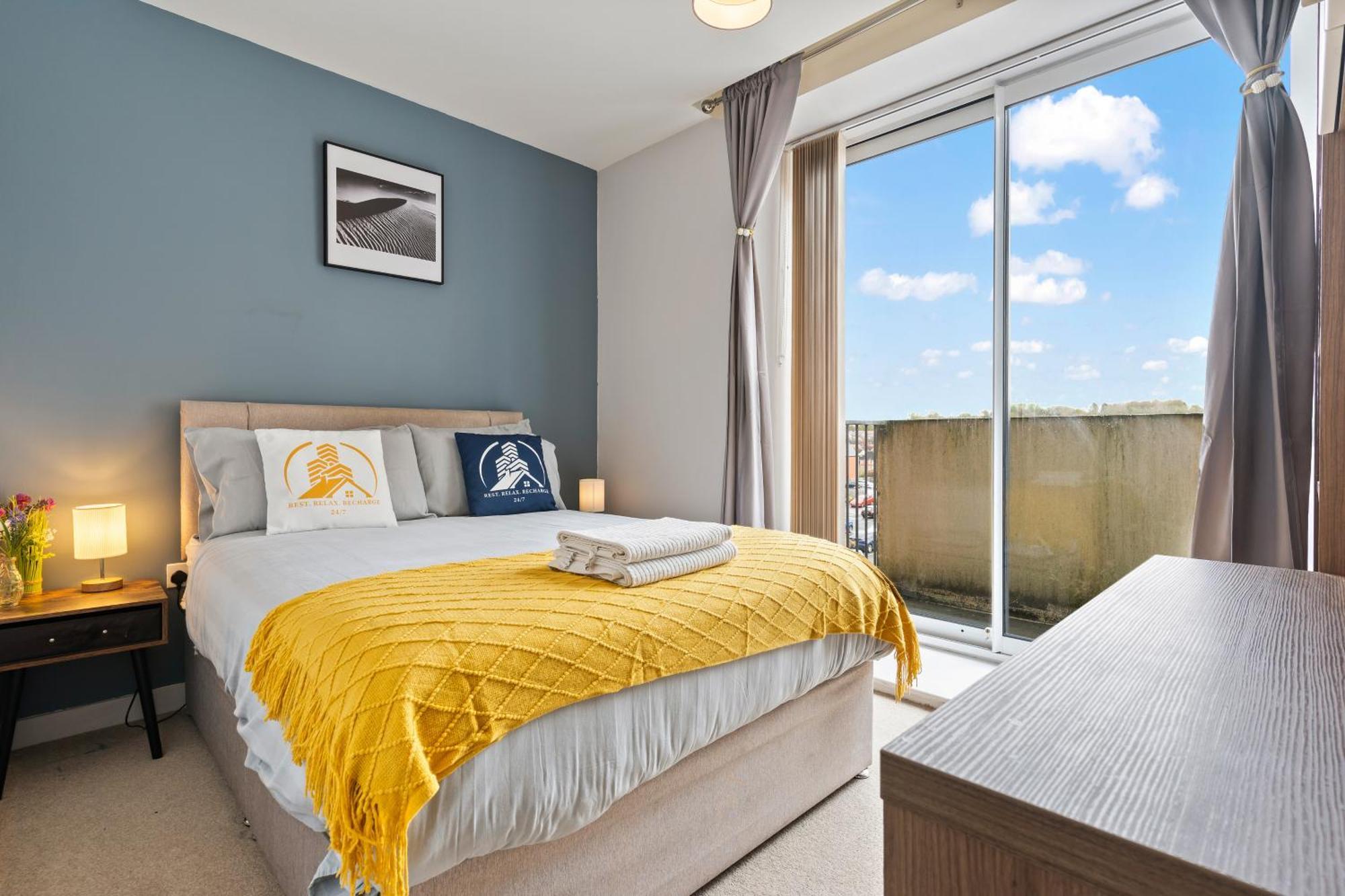 247 Serviced Accommodation In Telford 2 Bedroom Apartment Exterior foto