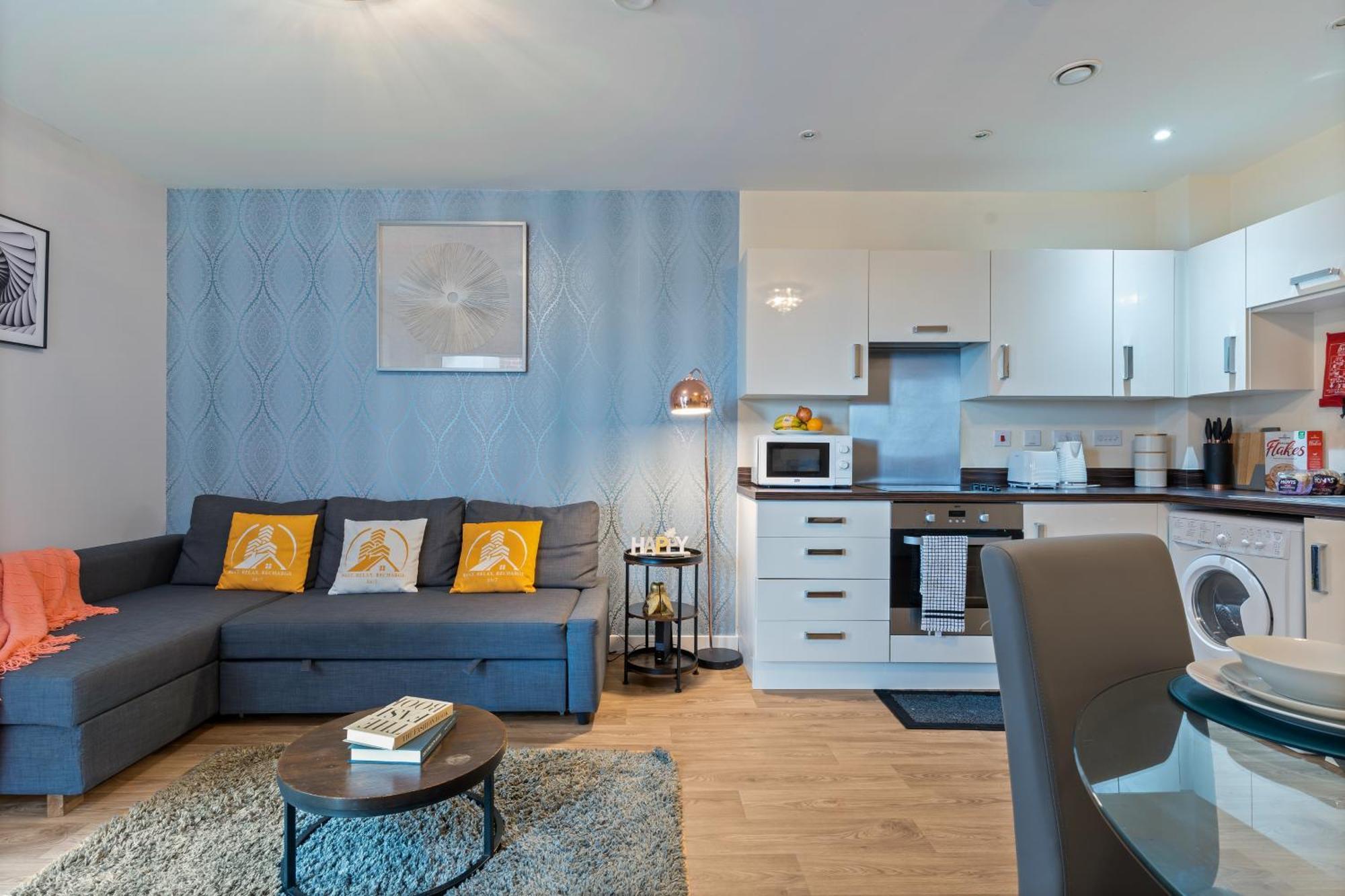 247 Serviced Accommodation In Telford 2 Bedroom Apartment Exterior foto
